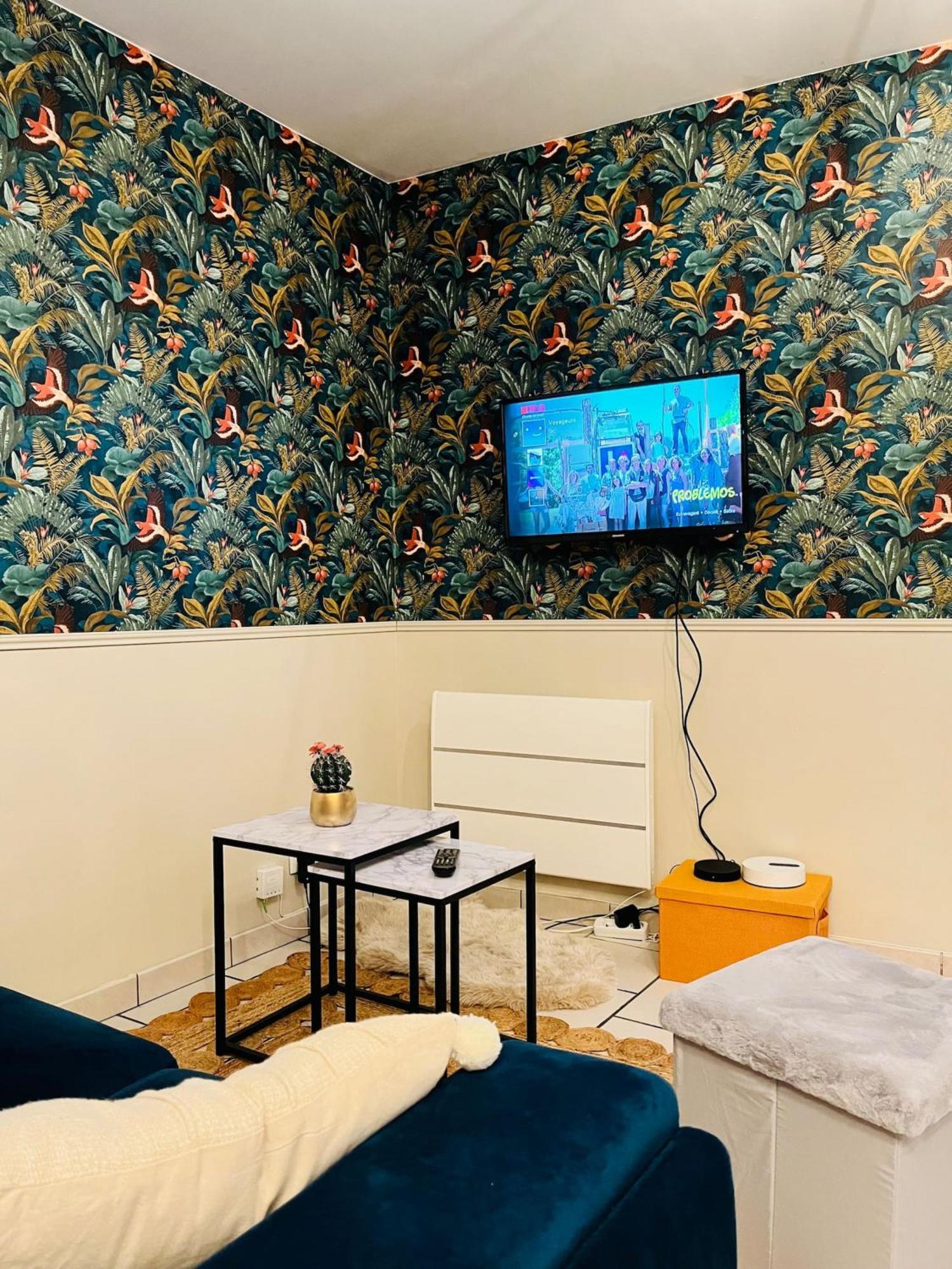 Duplex Charmant Au Coeur De Levroux Zewnętrze zdjęcie